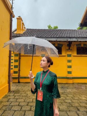 Hoang Thuy Linh Instagram - 🫶🏻🇻🇳