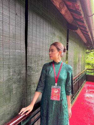 Hoang Thuy Linh Instagram - 🫶🏻🇻🇳