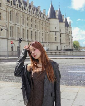 Hoàng Yến Chibi Instagram - A little French, a lot of me 🌸
#EVAAir #StarAlliance