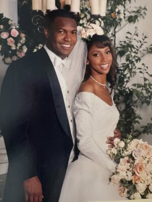 Holly Robinson Peete Instagram - Thirty YEARS??! WOW. 💝‼️
Happy anniversary, @rodneypeete9! Daaang Can you believe we’ve spent half our lives together? (And somehow still like each other?! 😂 😜 )

These pics capture some great times—but let’s be real, they don’t show the chaos, the growth, the parenting challenges , or all the ways we’ve had to choose each other over and over and over again.

Here’s to seeing the best in each other.
To fighting with and FOR each other.
To surrounding ourselves with people who want us to WIN. 
To forgiving, loving, and laughing our way through it all.
And to still flirting after three decades. 😘

Here’s to US, dammit! 👰🏽‍♀️🤵🏾‍♂️#30YearsStrong ❤️ #HRP30 #HollyRobinsonPeete #RodneyPeete
