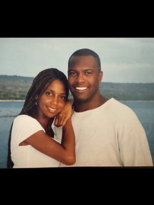 Holly Robinson Peete Instagram - Thirty YEARS??! WOW. 💝‼️
Happy anniversary, @rodneypeete9! Daaang Can you believe we’ve spent half our lives together? (And somehow still like each other?! 😂 😜 )

These pics capture some great times—but let’s be real, they don’t show the chaos, the growth, the parenting challenges , or all the ways we’ve had to choose each other over and over and over again.

Here’s to seeing the best in each other.
To fighting with and FOR each other.
To surrounding ourselves with people who want us to WIN. 
To forgiving, loving, and laughing our way through it all.
And to still flirting after three decades. 😘

Here’s to US, dammit! 👰🏽‍♀️🤵🏾‍♂️#30YearsStrong ❤️ #HRP30 #HollyRobinsonPeete #RodneyPeete