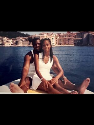Holly Robinson Peete Instagram - Thirty YEARS??! WOW. 💝‼️
Happy anniversary, @rodneypeete9! Daaang Can you believe we’ve spent half our lives together? (And somehow still like each other?! 😂 😜 )

These pics capture some great times—but let’s be real, they don’t show the chaos, the growth, the parenting challenges , or all the ways we’ve had to choose each other over and over and over again.

Here’s to seeing the best in each other.
To fighting with and FOR each other.
To surrounding ourselves with people who want us to WIN. 
To forgiving, loving, and laughing our way through it all.
And to still flirting after three decades. 😘

Here’s to US, dammit! 👰🏽‍♀️🤵🏾‍♂️#30YearsStrong ❤️ #HRP30 #HollyRobinsonPeete #RodneyPeete
