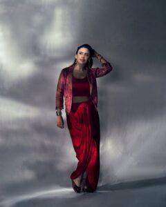 Actress Hrishitaa Bhatt HD Photos and Wallpapers October 2025