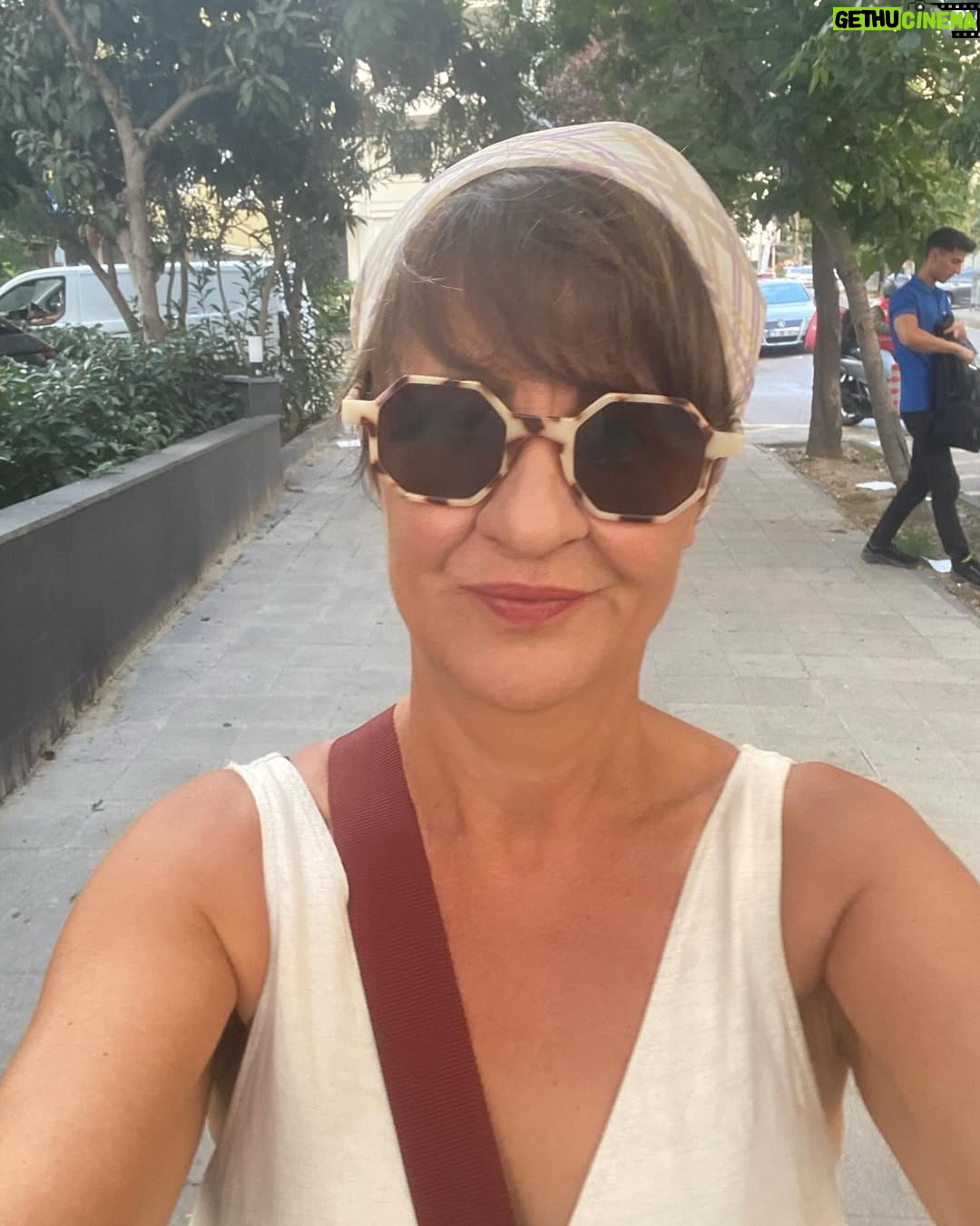 Hülya Gülşen Irmak - 2.6K Likes - Öylesine🦋