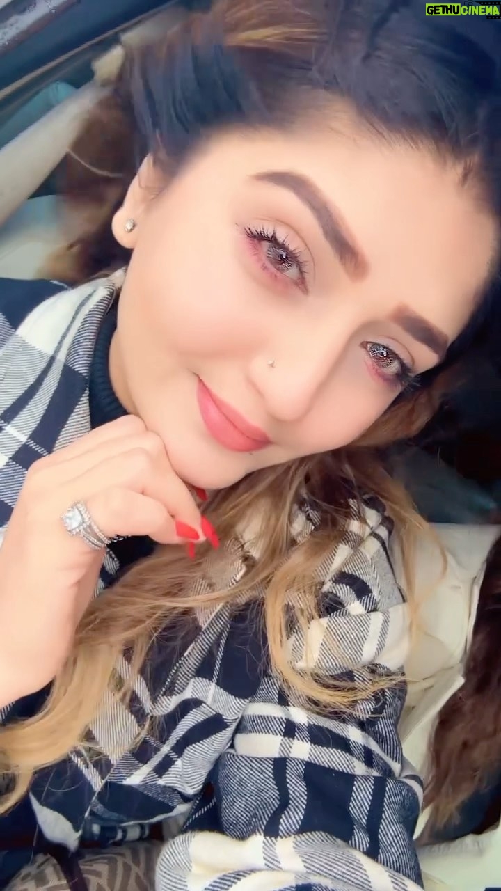 Humaira Chohan - 0.9K Likes - Sadqa diya karo🙂 #reels #reelitfeelit #instagood #reelinstagram #viral #explorepage #exploremore