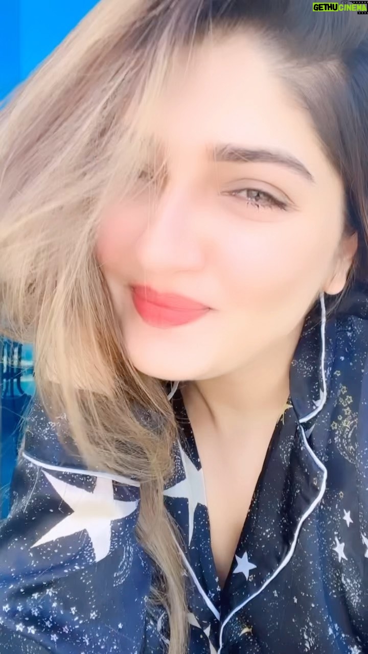 Humaira Chohan - 1K Likes - Dikha kuch 😍 Goodmorning🥰🧿🌈#morningfeels #nomakeup #reels #reelitfeelit #instareels #goodvibes #positivevibes #selflove #trending #viralvideos #explorepage #exploremore