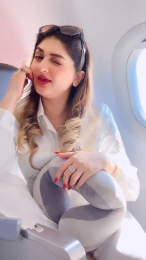 Humaira Chohan Instagram - Ishq Kya khaak chohdege❤️🔥❤️🔥 #reels #reelinstagram #reelitfeelit #instagood #trending #ishq