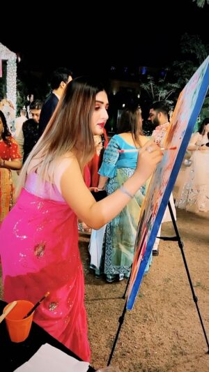 Humaira Chohan Instagram - Deewane hum nahi hote 💯🙂#sabr #reels #reelitfeelit #reelsinstagram #instagood #feelings #iloveyou #jaana #trending#sareelove #explorepage #exploremore