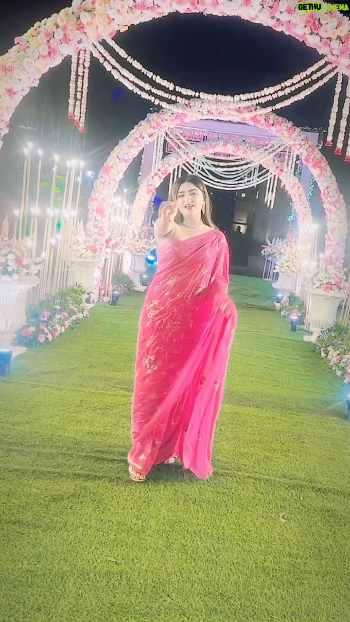 Humaira Chohan - 1.5K Likes - Aisa hi hona chaiye 🥰💯 #reels #reelsinstagram #reelitfeelit #instagood #trendingreels #wish #feelings #sareelove #saree #beautifulgirl #explorepage #exploremore