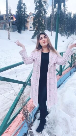 Humaira Chohan Instagram - Apna banale piya 💞🧿 #reels #reelsinstagram #reelitfeelit #instagood