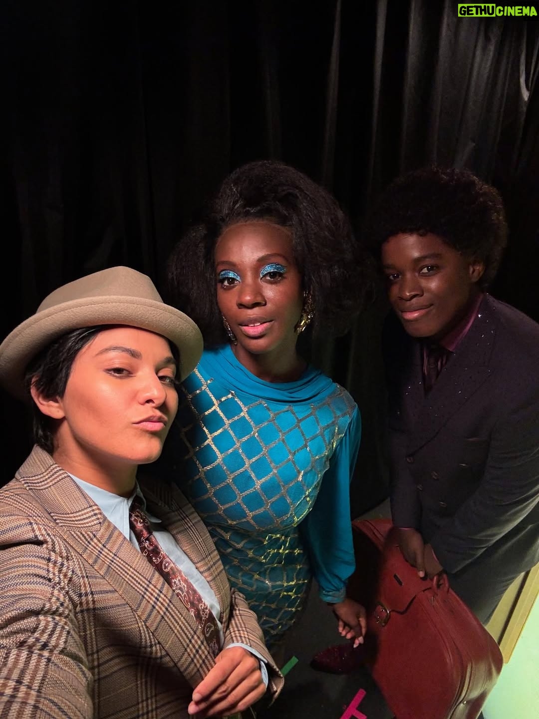 Humberly González - 210.3K Likes - This was one of the funnest weeks on set… doing a live performance of a made up (but amazing and should be real) high school musical for a fake audience for a Netflix tv show, truly living out my theatre kid dream 🤣
Hope you enjoy Victor, he ain’t perfect but he tries - MOUSSEEEEE🕺🏼🕺🏼🕺🏼
also that last video in the carousel… always emotional during a season wrap😍 love you @gngbts
