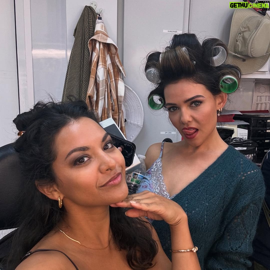 Humberly González - 19.6K Likes - Officially been a week of ‘The Waterfront’ and we are still #1 worldwide🌎 
THANK YOU for watching!! 
We truly have such a fantastic team behind the lens and infront of the camera - it took a whole village to bring all that drama to life 😬

So to celebrate here is a ton of BTS so you get a glimpse of the four months of chaos and love in North Carolina🤍🌟 #TheWaterfront #Netflix