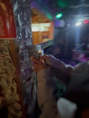 Humberly González Instagram - Officially been a week of ‘The Waterfront’ and we are still #1 worldwide🌎
THANK YOU for watching!!
We truly have such a fantastic team behind the lens and infront of the camera - it took a whole village to bring all that drama to life 😬
So to celebrate here is a ton of BTS so you get a glimpse of the four months of chaos and love in North Carolina🤍🌟 #TheWaterfront #Netflix