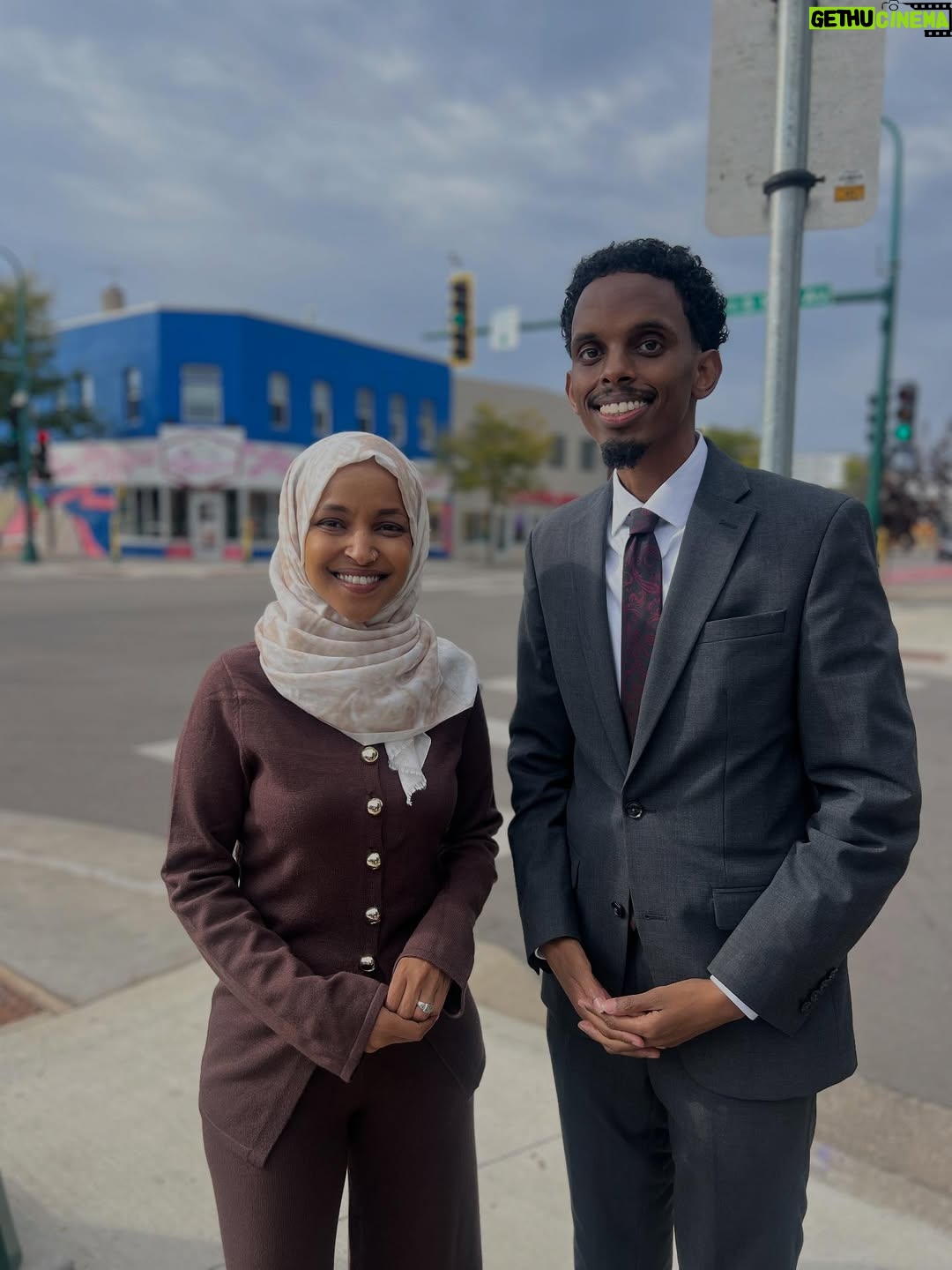 Ilhan Omar - 7.1K Likes - Minneapolis deserves a champion for working people. 

This is our opportunity to build a city where every single resident can thrive. I can’t wait to cast my ballot for my friend and colleague, Omar Fateh, as my first choice for mayor by November 4th, and I hope you will join me.