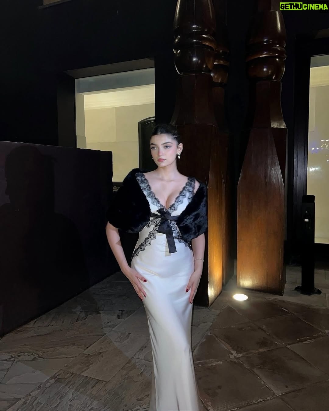 Ilisha Singh Kaurav - 36.3K Likes - not everyone can be📸🥂🤍

ₓₒₓₒ