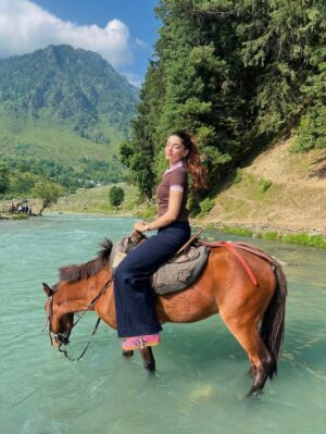 Ilisha Singh Kaurav Instagram - I know a spot 🏞️
