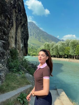 Ilisha Singh Kaurav Instagram - I know a spot 🏞️