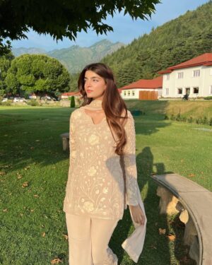 Ilisha Singh Kaurav Instagram - dilshad 🌳☁️🌼