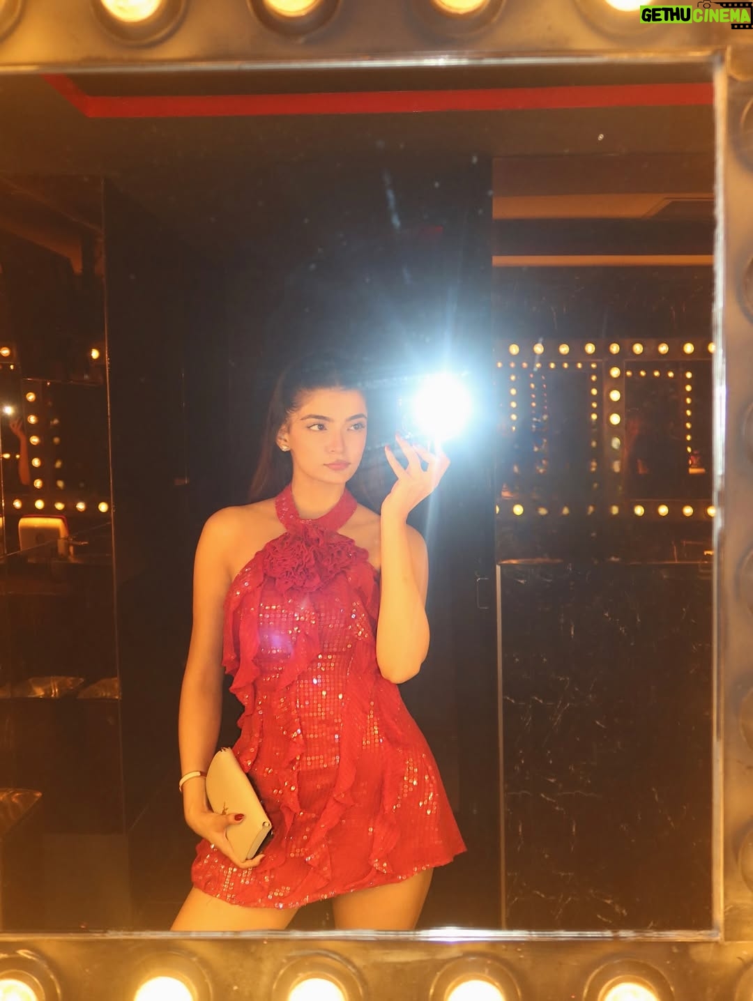 Ilisha Singh Kaurav - 14.3K Likes - the girl in red🐆🎱

@labelfrow