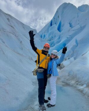 Ilithya Manzanilla Instagram - Perito Moreno Calafate Argentina🩵 Con el Capitán @alejandrogarciaactor Love you Cupi✨