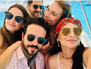 Ilithya Manzanilla Instagram - Despachito Love!!! @altairjarabo @josemariatorreh @anabreco @manuelbalbi 🌤🐳 @poramarsinley