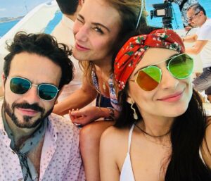 Ilithya Manzanilla Instagram - Love Love Love💙❤️💚
#despachitoCancun #photoby #migordi @anabreco