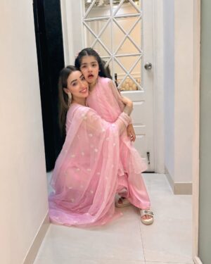 Inaaya Khan Instagram - Eid Al Adha Mubarak from Me & Mine 👭 ♥️

:

#twinning #eidaladha #2025 #motheranddaughter #love #happiness #inaayakhan #afshakhan