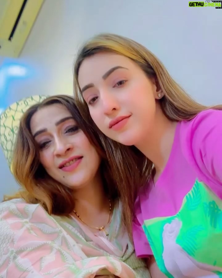 Inaaya Khan - 67.9K Likes - Happiest birthday ABBA 🎂👨‍👩‍👧‍👧 
We love you very much ...specially @inaaya.khan17 for her u r the father figure for her since birth ... ALLAH har khushiyan aur lambi hayaati de tumko .... AMEEN 🤲♥️ SUMMA AMEEN 😘🤗

:

#happybirthday #love #abba #family #lifelines #inaayakhan #ajazkhan #tabassumkhan #afshakhan