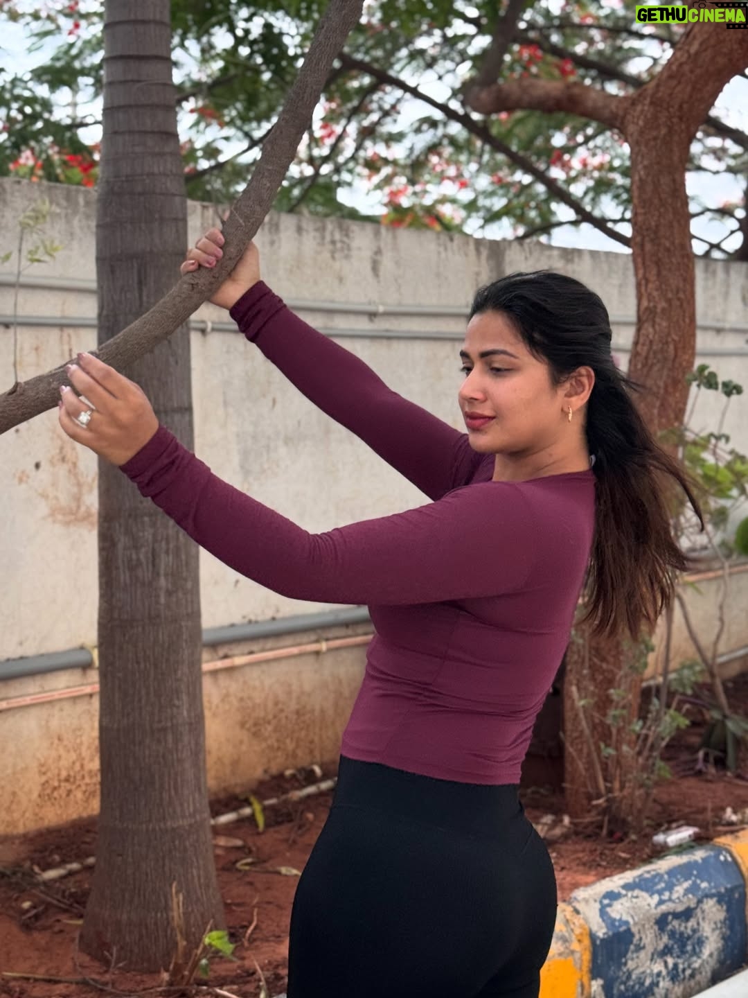 Inaya Sultana - 549.5K Likes - 🤷‍♀️