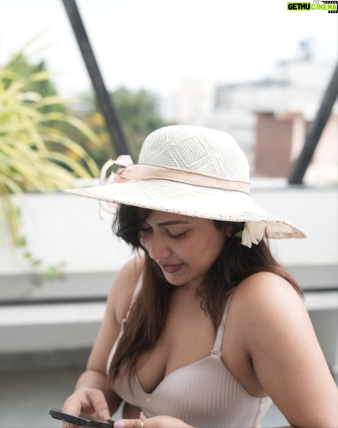 Inaya Sultana - 12.8K Likes - 🦢 🤍