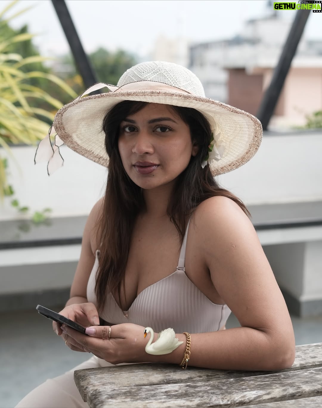 Inaya Sultana - 12.8K Likes - 🦢 🤍