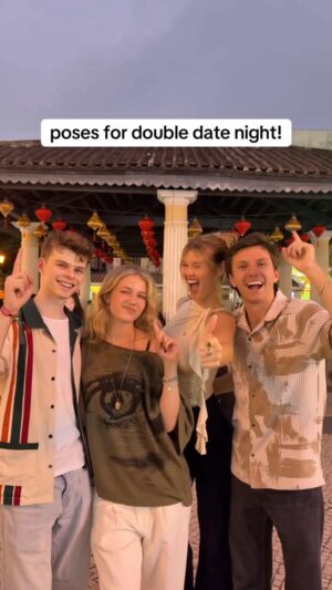 Indi Star Instagram - Super subtle and cute 🥰
#dating #pose #couple