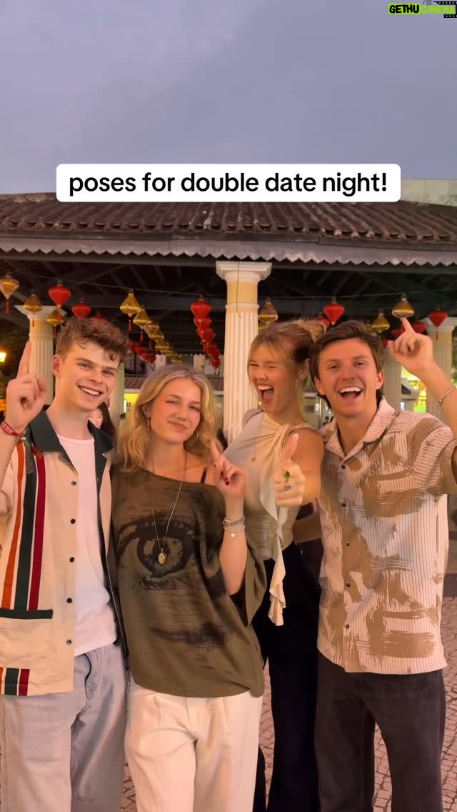 Indi Star - 1.2K Likes - Super subtle and cute 🥰
#dating #pose #couple