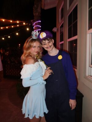 Indi Star Instagram - Last photo is literally so us #rosalina #waluigi