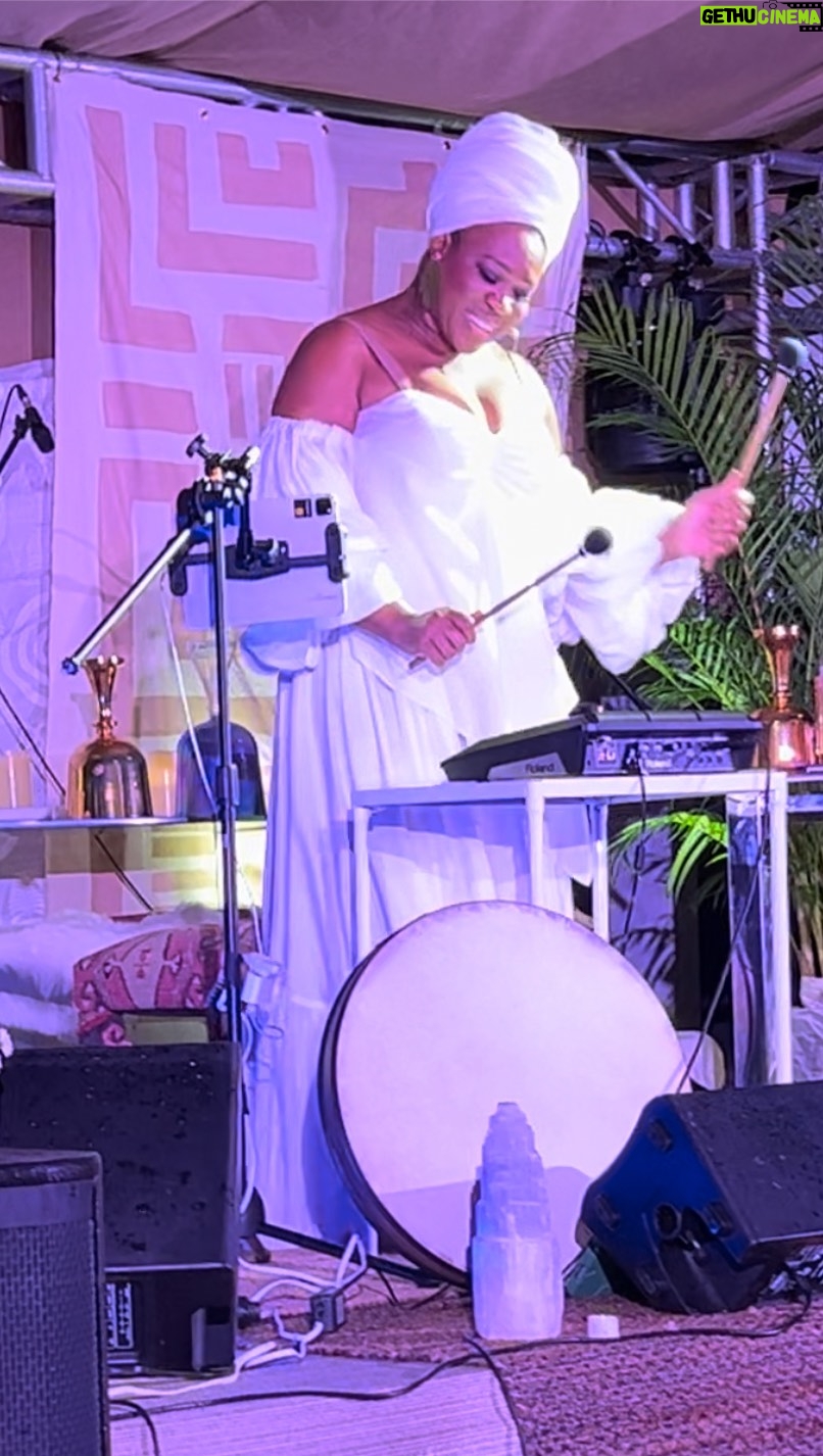 India.Arie - 23.2K Likes - ITS MY BIRTHDAY!!!! Join me for a sacred space! Today i! Sunday, October 5 at 5 PM Pacific time. Link for virtual tickets is in the bio!