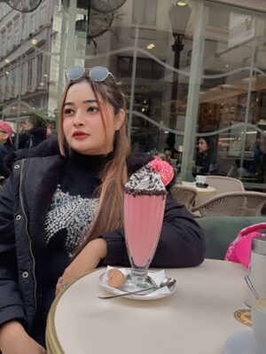 Indrani Das Instagram - 🧿❤️🧿 #budapest #couplegoals❤️ #europe