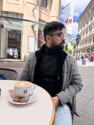 Indrani Das Instagram - 🧿❤️🧿 #budapest #couplegoals❤️ #europe