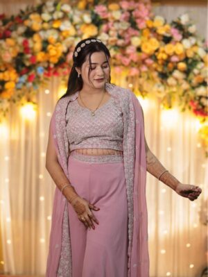 Indrani Das Instagram - Mehendi Night ❤️💕 #wedding #mehendi #mehendiceremony✨💚