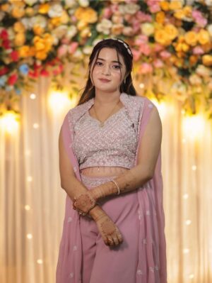 Indrani Das Instagram - Mehendi Night ❤️💕 #wedding #mehendi #mehendiceremony✨💚