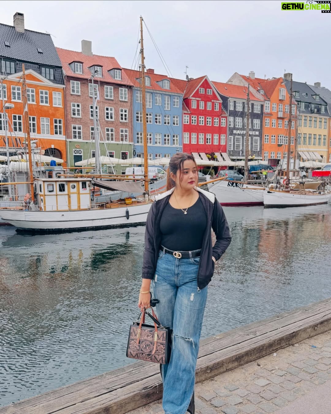 Indrani Das - 779 Likes - Copenhagen, Denmark 🇩🇰🇩🇰
#copenhagen🇩🇰 #denmark #travel #europe #european