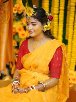 Indrani Das Instagram - গায়ে হলুদ 🌼🌼 #insta #wedding #bangalianalove