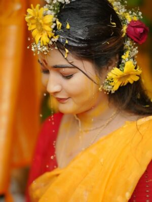 Indrani Das Instagram - গায়ে হলুদ 🌼🌼 #insta #wedding #bangalianalove