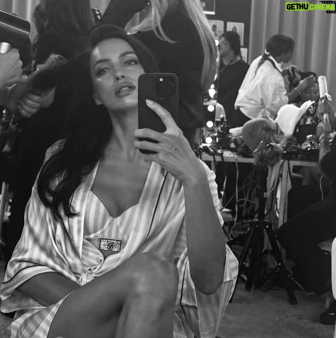 Irina Shayk - 694K Likes - Not your typical angel 😈❤️ @victoriassecret ❤️