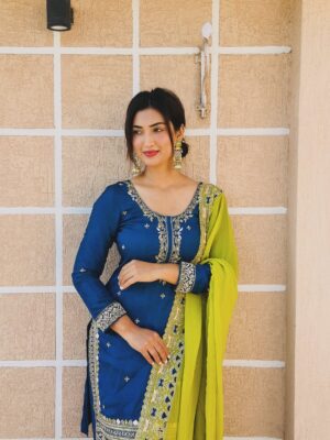 Isha Sharma Instagram - Sunday’s special.
•
•
•
Beautiful suit - @maroonbyneha.verma 
Styled by - @arzoo.creations
Jwellery - @raunak__lifestyle