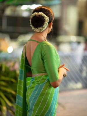 Ishaa Saha Instagram - Puja scenes. Saree scenes.