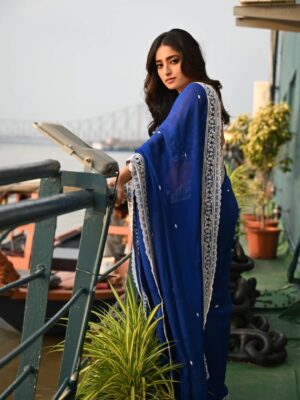 Ishaa Saha Instagram - Puja scenes. Saree scenes.