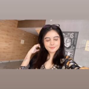 Ishika Choudhary Instagram - 😊

.

#fyp #instagram