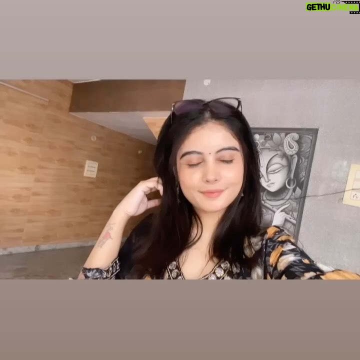 Ishika Choudhary - 10.1K Likes - 😊

.

#fyp #instagram