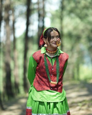 Ishika bisht Instagram - Beautiful memories ❤️🎥
.
.
.
#pahadi #gadwali #garhwali #uttarakhand #instacute #instadaily #photooftheday #picoftheday