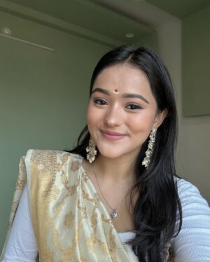 Ishika bisht Instagram - ahh this look <3 🍂🤍 ( i love it )
.
.
.
#southindianlook #ishikafam #ishikains #ishikabuddies #explore #explorepage #instadaily #postoftheday #picoftheday #ishikabisht